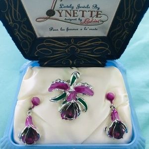 Earrings and brooch set